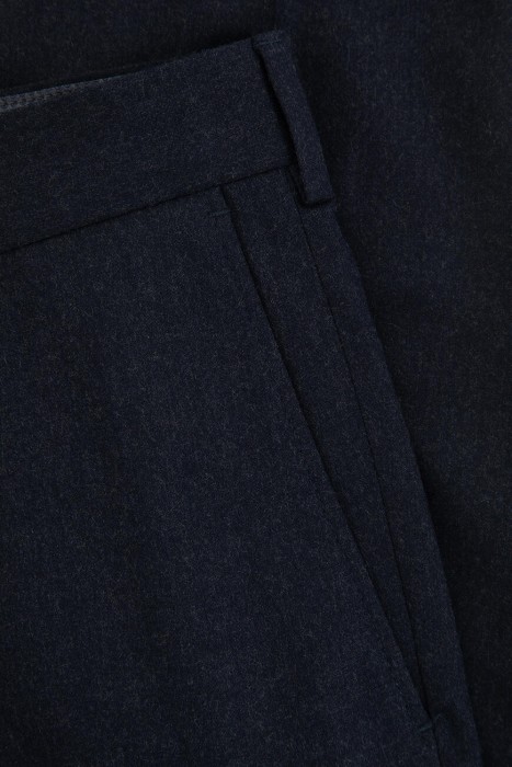 Товар синего цвета с внутренней стороны