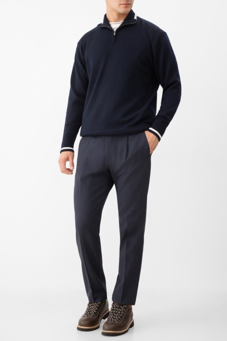 брюки  из хлопка спереди