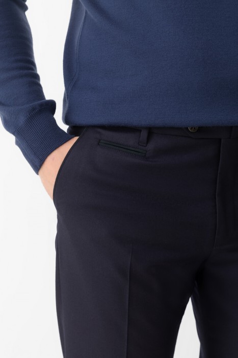 брюки  из италии вид сбоку