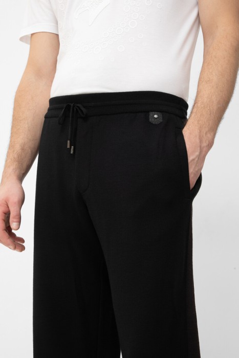 брюки  из англии вид сбоку