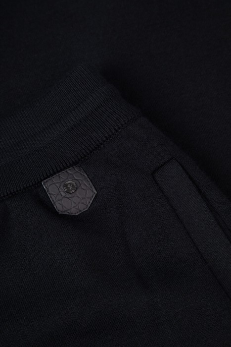 брюки  для взрослого возраста с изнаночной стороны