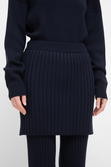 брюки  из франции вид сбоку