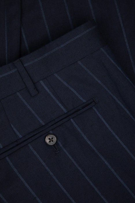 брюки  для взрослого возраста с изнаночной стороны