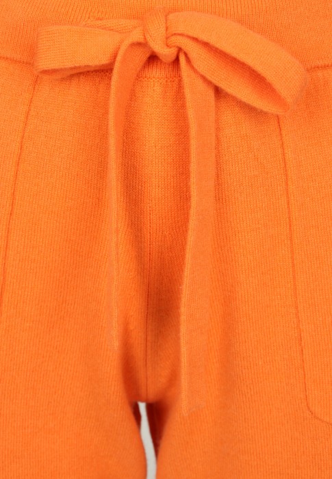 брюки  вид слева