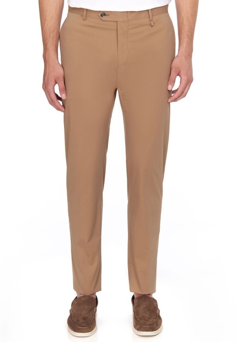 Товар коричневого цвета с внутренней стороны