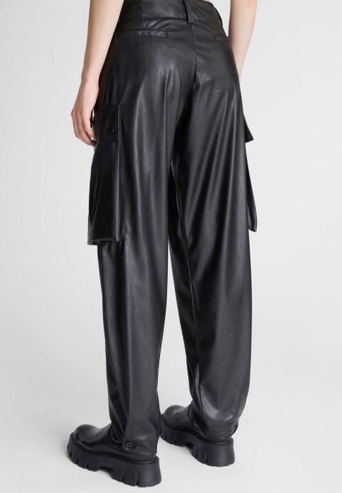 брюки  из италии вид сбоку