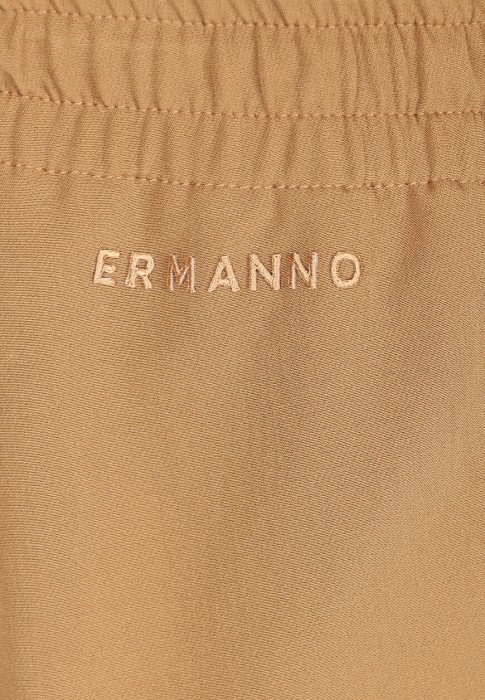 брюки  из проверенных материалов спереди