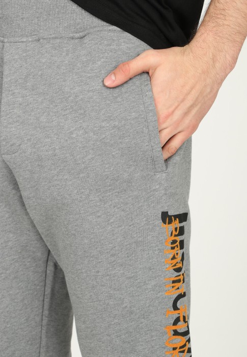 брюки  из проверенных материалов спереди