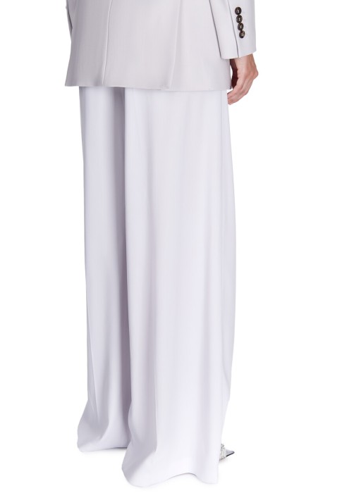 брюки  из проверенных материалов спереди