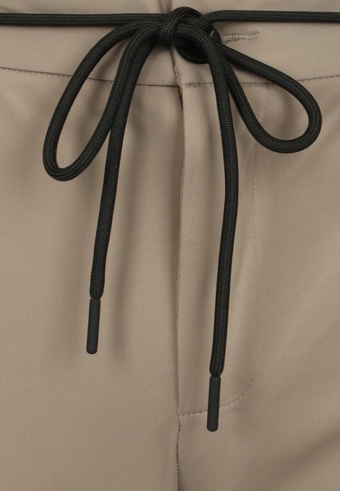 брюки  из проверенных материалов спереди