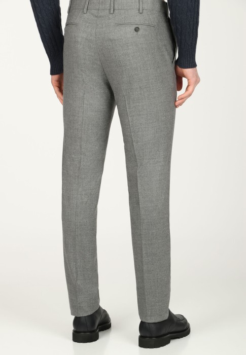 Товар серого цвета с внутренней стороны