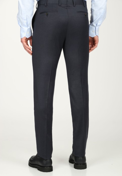 Товар синего цвета с внутренней стороны