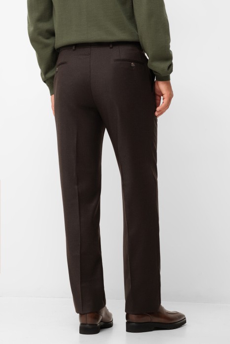 брюки  по цене 9600 руб вид справа