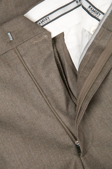 Товар серого цвета с внутренней стороны