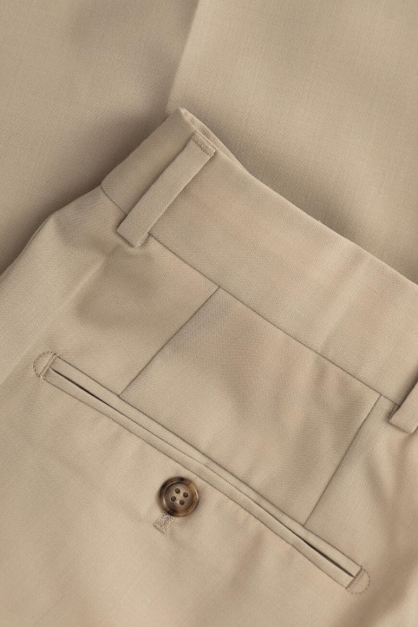 Товар бежевого цвета с внутренней стороны