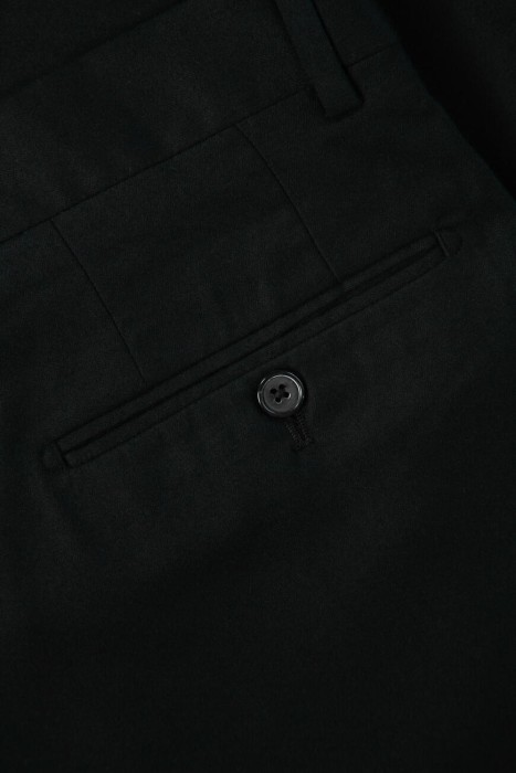 Товар черного цвета с внутренней стороны