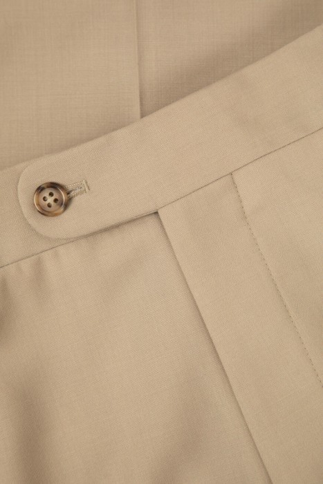 Товар бежевого цвета с внутренней стороны