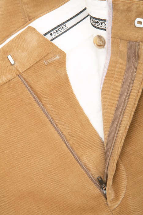 брюки  из хлопка спереди