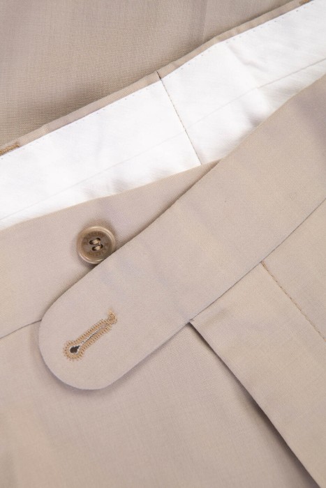 Товар бежевого цвета с внутренней стороны