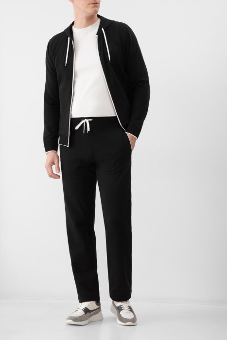 брюки  из хлопка спереди