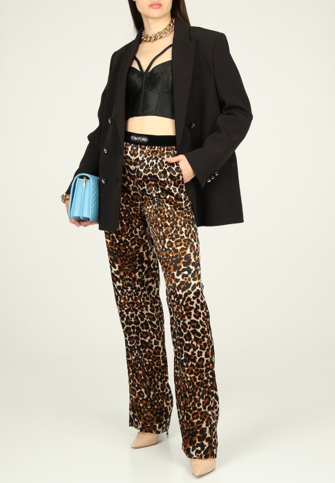 брюки  по цене 89530 руб вид справа