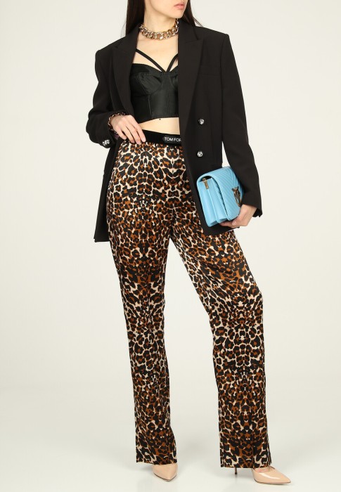 брюки  из америки вид сбоку