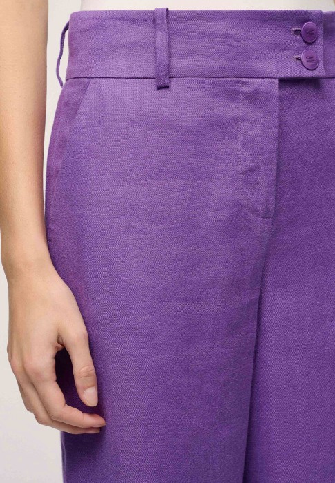 брюки  из проверенных материалов спереди