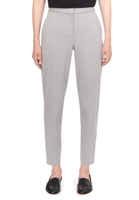 Товар серого цвета с внутренней стороны