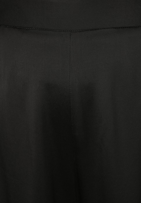 брюки  из проверенных материалов спереди