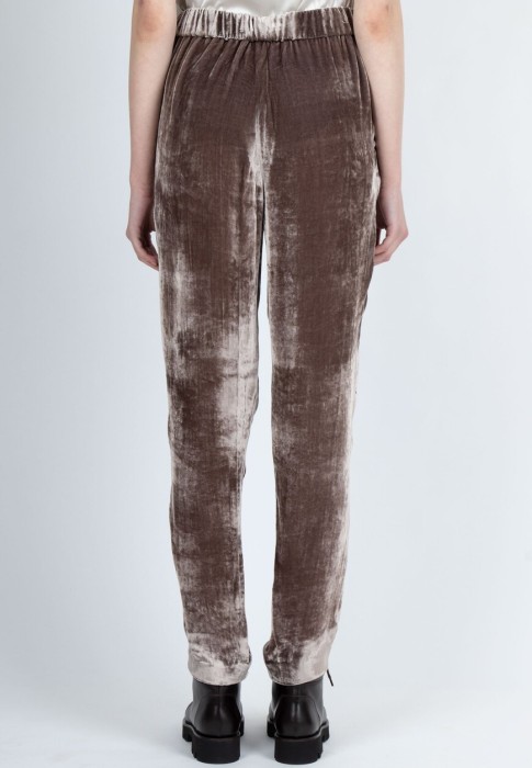 брюки  из проверенных материалов спереди