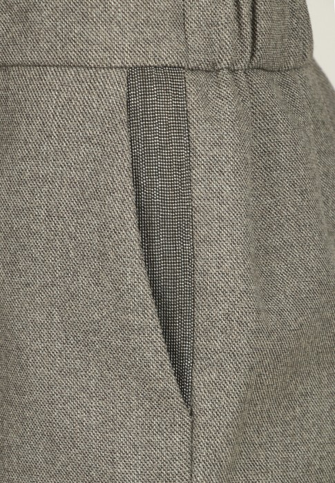 брюки  из проверенных материалов спереди