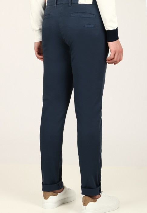 брюки  из италии вид сбоку