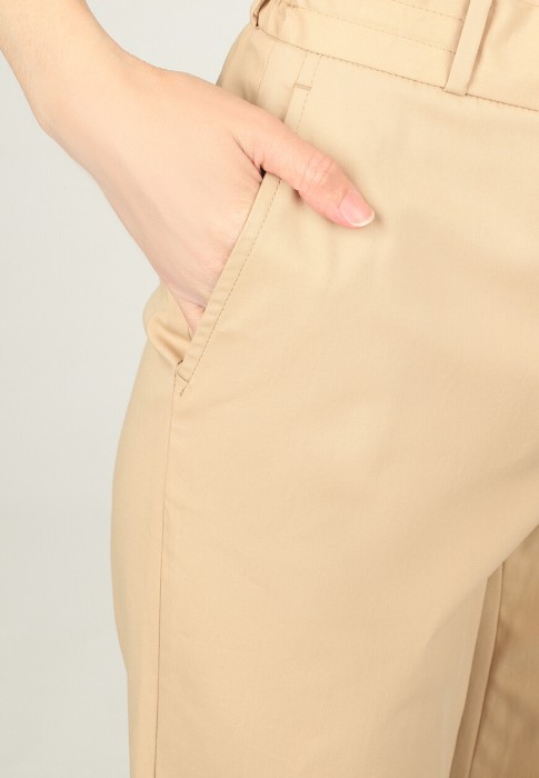 брюки  из проверенных материалов спереди