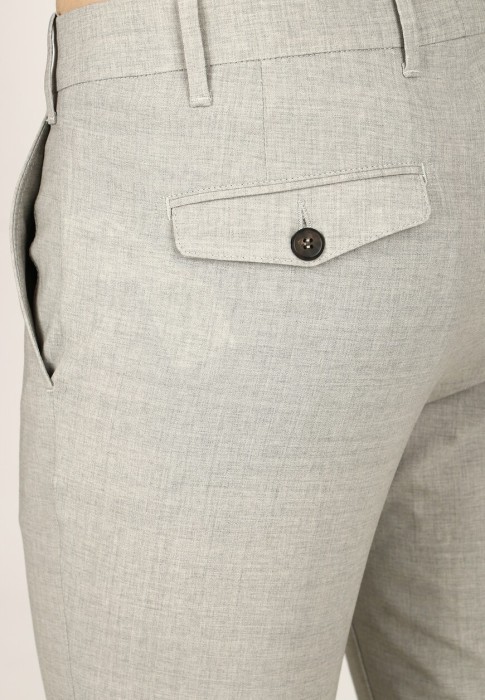 Товар серого цвета с внутренней стороны