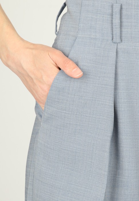 брюки  из проверенных материалов спереди