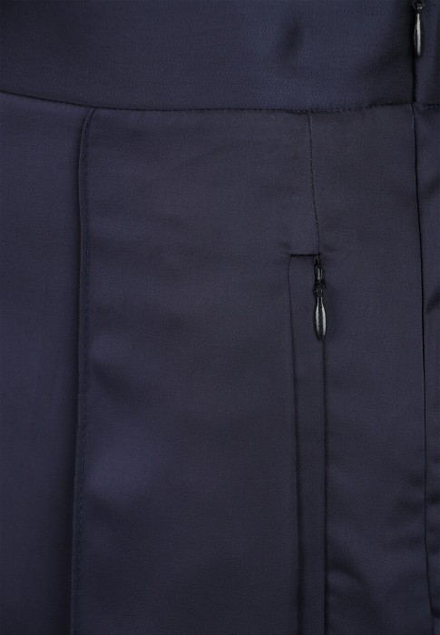 брюки  из проверенных материалов спереди