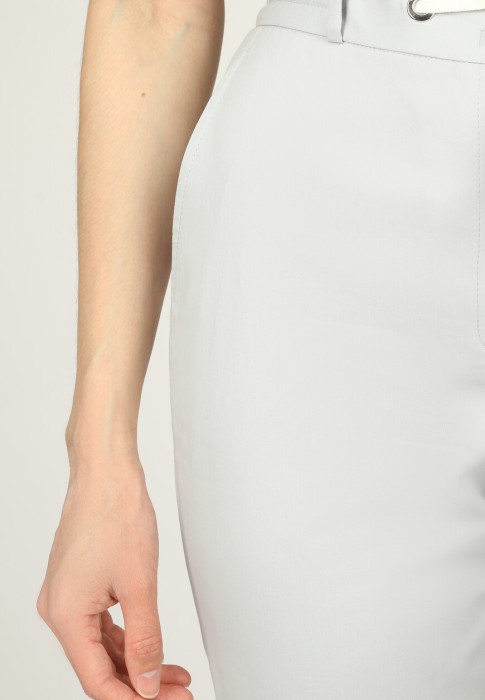 брюки  из проверенных материалов спереди