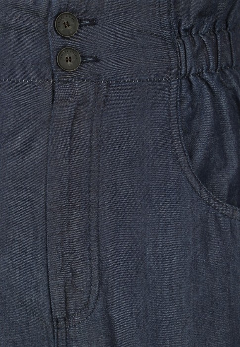 брюки  из проверенных материалов спереди