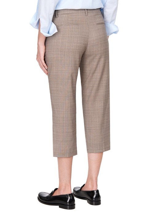 Товар серого цвета с внутренней стороны