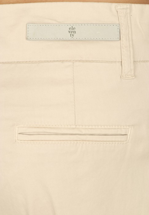 брюки  из проверенных материалов спереди