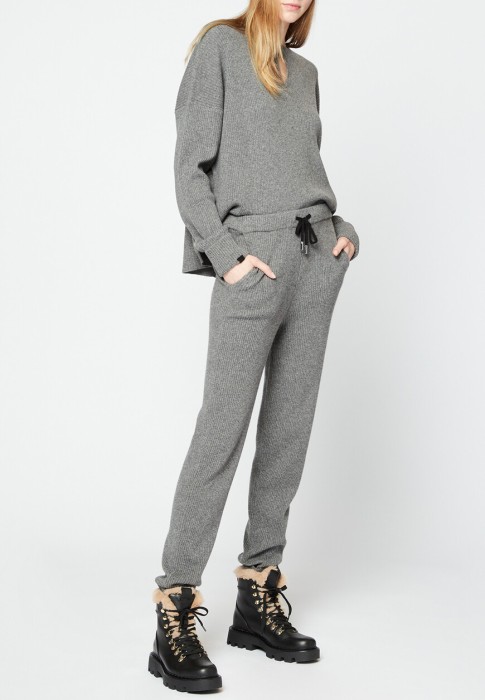 брюки  от бренда max&moi вид слева