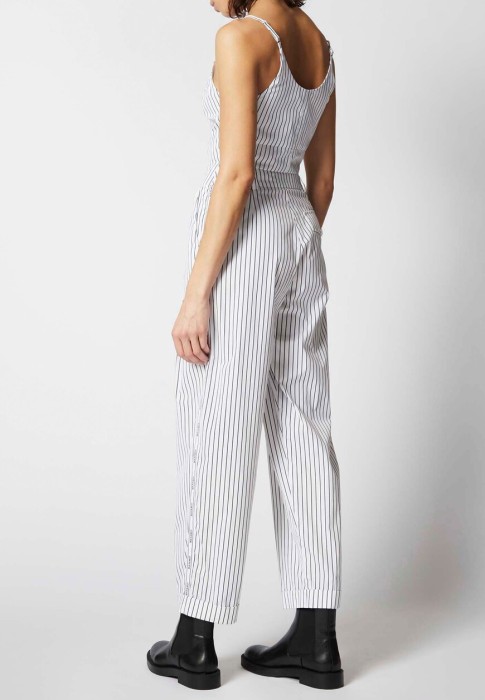 брюки  из проверенных материалов спереди