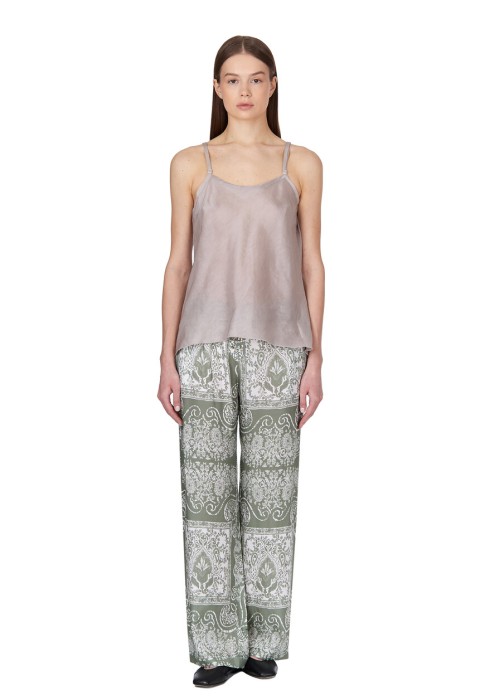 брюки  по цене 30730 руб вид справа