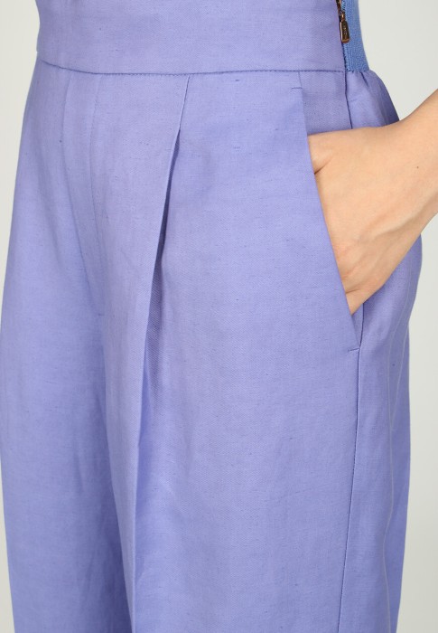 Товар фиолетового цвета с внутренней стороны