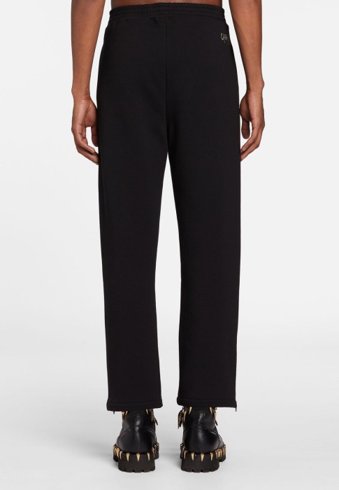 Товар черного цвета с внутренней стороны