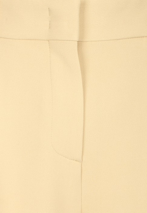 брюки  из проверенных материалов спереди