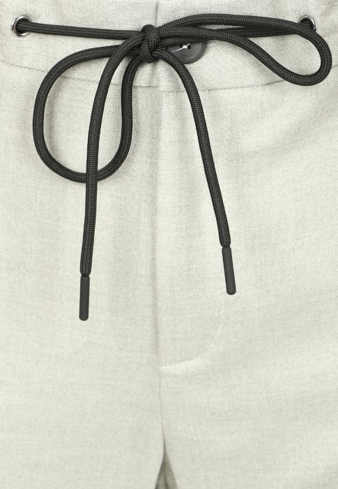 брюки  из проверенных материалов спереди