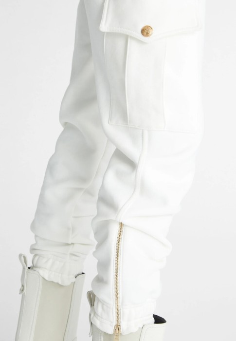 брюки  из проверенных материалов спереди