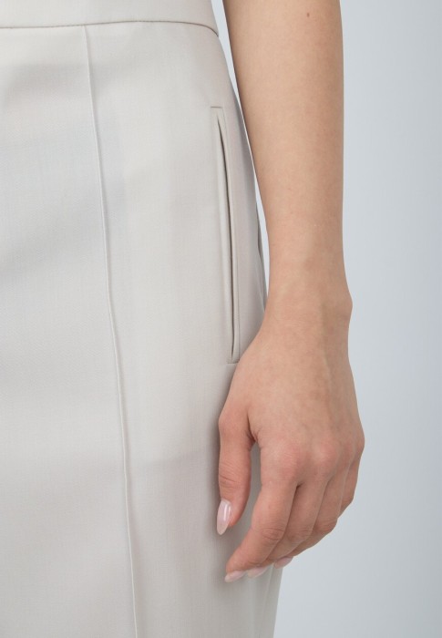 брюки  для взрослого возраста с изнаночной стороны