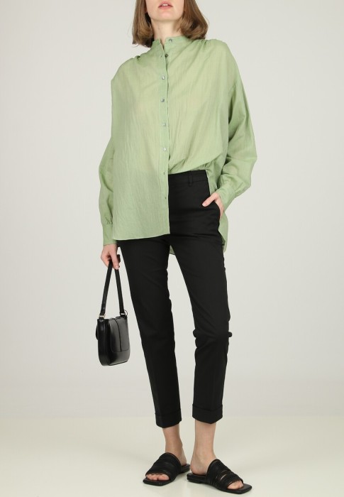 брюки  по цене 28630 руб вид справа